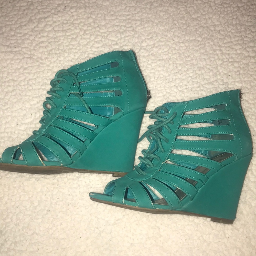 Bamboo cut out lace up wedges